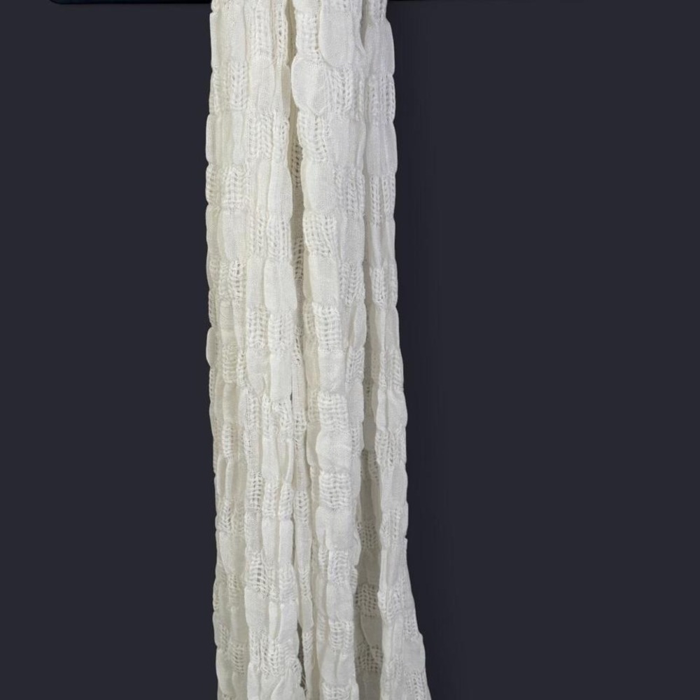 Target LIght Cream Lace Scarf with Ruffles - Picture 5 of 8